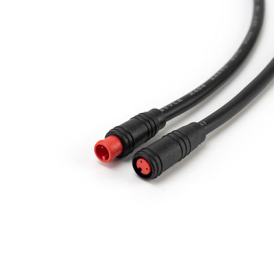 고전압 검은 에아이크 케이블 커넥터 남자 여성 IP65 배선 종류